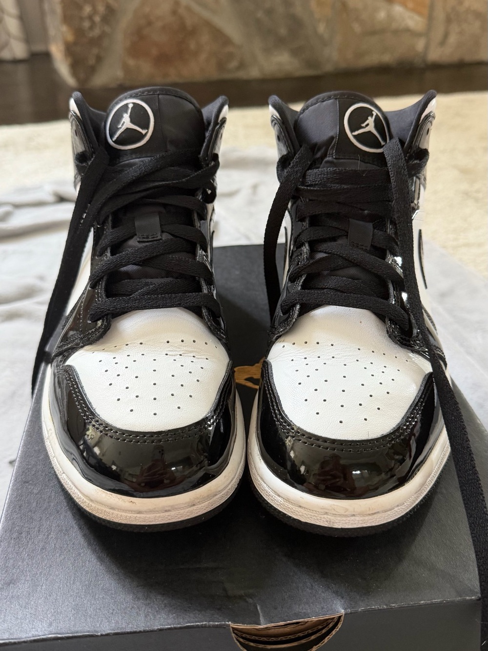 Jordan Air Jordan 1 Mid SE Box Label — Black & White - Picture 5 of 9